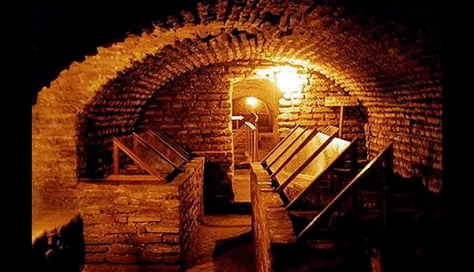 Passeios pelas Catacumbas saindo do aeroporto de Lima