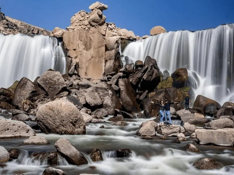 Trekking para pausar a cachoeira + Rock Forest